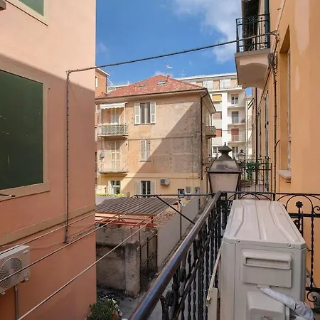 Moderno In Centro Апартаменты