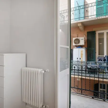 Апартаменты Moderno In Centro Алассио
